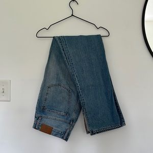 Madewell - The Prefect Vintage Straight Jean Size 27